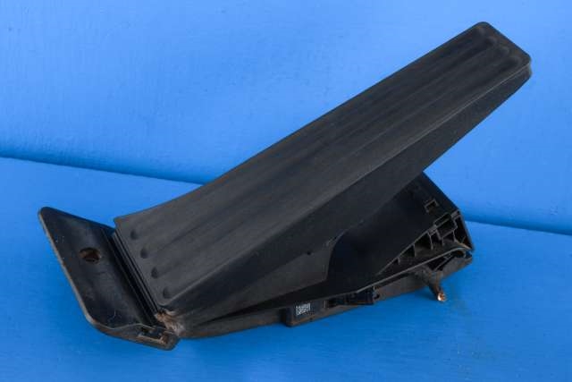 Pedal gass til BMW 3-Serie, 2005-2011 (E90/E91/E92/E93) (E90/E91/E92/E93) (BMW|35.42-6 788 633)