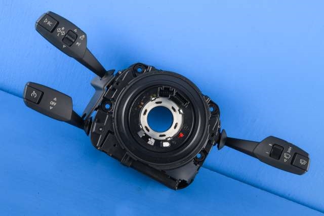 Bryter combi til BMW 3-Serie, 2005-2011 (E90/E91/E92/E93) (E90/E91/E92/E93) (BMW|9 123 041)