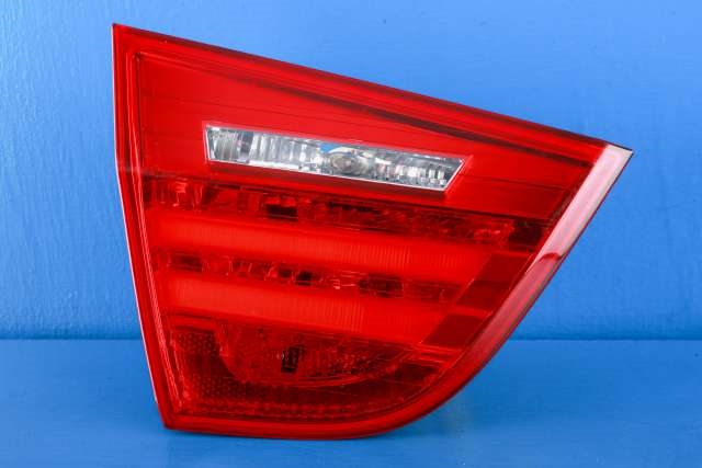 Baklykt venstre indre til BMW 3-Serie, 2005-2011 (E90/E91/E92/E93) (E90/E91/E92/E93) (BMW|7 154 155)