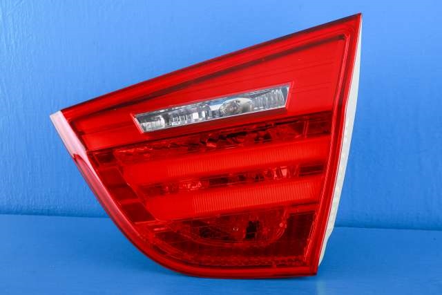 Baklykt høyre indre til BMW 3-Serie, 2005-2011 (E90/E91/E92/E93) (E90/E91/E92/E93) (BMW|7 154 156)