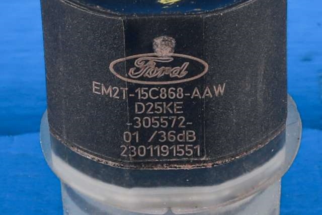 Parkeringssensor foran til Ford Mondeo 2019-->> (Type V, Fase 2)  (FORD|EM2T-15C868-AAW|)
