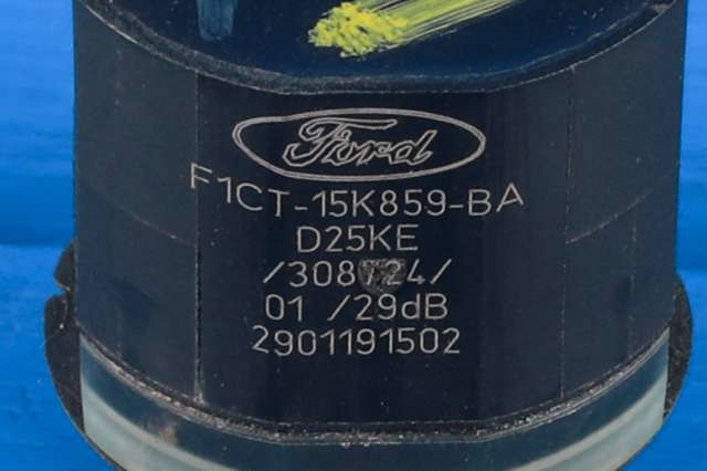 Parkeringssensor foran til Ford Mondeo 2019-->> (Type V, Fase 2)  (FORD|F1CT-15K859-BA|)