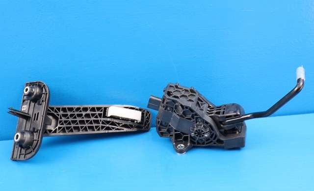 Pedal gass til Toyota RAV4 2019-->> (Type V)  (TOYOTA|78110-33141|)