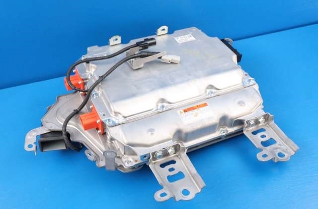 Batterilader (OBC - On Board Charger) til Toyota RAV4 2019-->> (Type V) (TOYOTA|G9090-42062|)