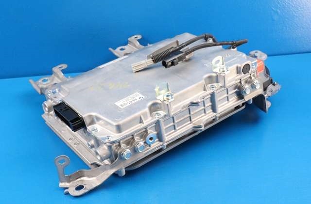 Batterilader (OBC - On Board Charger) til Toyota RAV4 2019-->> (Type V) (TOYOTA|G9090-42062|)