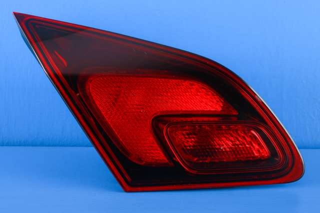 Baklykt venstre indre til Opel Astra J, 2010-2015  
