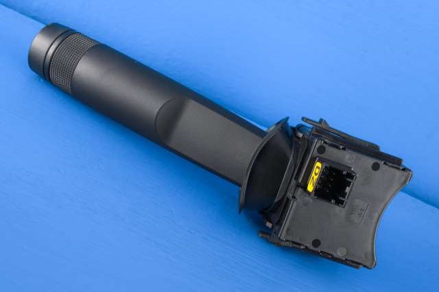 Bryter visker til Opel Astra J 2010-2015  (GM|13 305 522|)