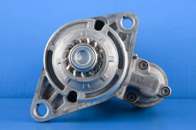 Starter til VW T-Roc 2017-->>  (BOSCH|0 001 179 526|02E 911 024 M|)