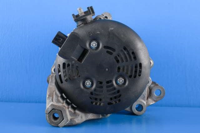 Dynamo til BMW 1-Serie 2015-2019 (Fase 2) (F20/F21) (F20/F21) (DENSO|104211-0590|8 645 325. 14 VOLT - 180 AMP|)