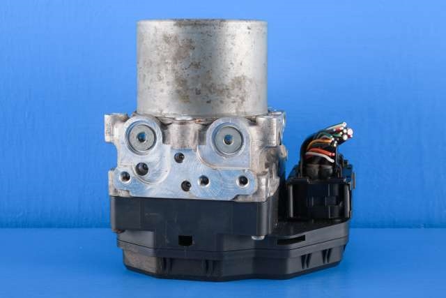 ABS sentral til Isuzu D-Max 2012-2017 (Type II, Fase 1) (ADVICS|133000-2970|898232494|)