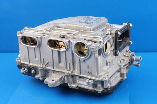 Inverter hybrid til Toyota Yaris, 2014-2020 (Type III, Fase 2)  (TOYOTA|G9200-52033)