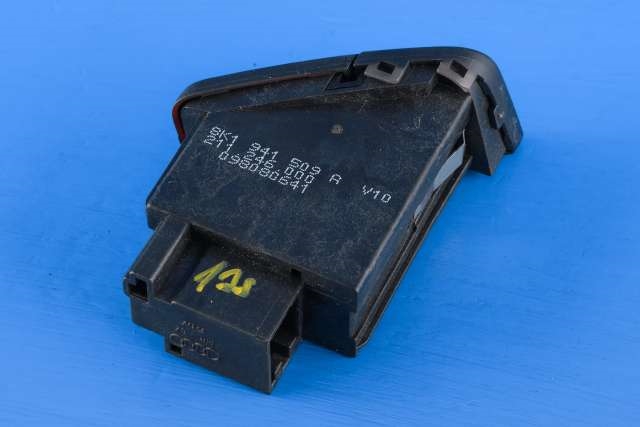 Bryter nødblink til Audi A4 2007-2014 (Type IV) (B8) (B8) (VAG|8K1 841 509 A|)