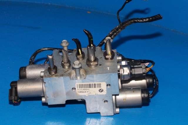 Ventilblokk luftfjæring til BMW X6 2008-2014 (E71/E72) (E71/E72) (BMW|6 794 578|)
