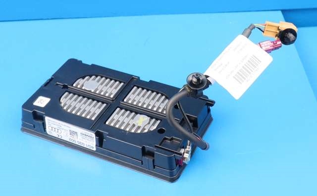 Dashbord trådløs mobillader til Audi A6 2014-2018 (Type IV, Fase 2) (C7) (C7) (VAG|4G1 035 502|)