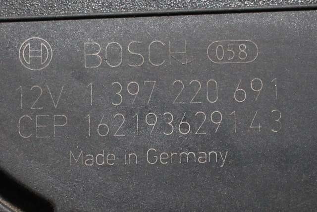 Viskermotor frontrute komplett m/overføring til VW Passat 2015-2019 (Fase 1) (B8) (B8) (VAG|3G1 955 119 A|)