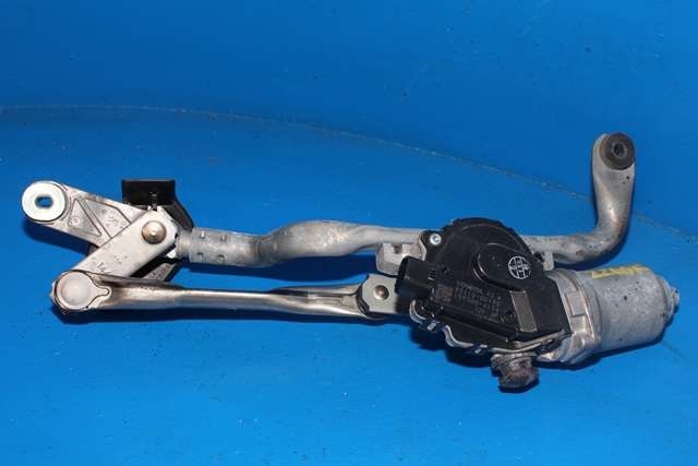 Viskermotor frontrute komplett m/overføring til Toyota Yaris 2012-2014 (Type III, Fase 1)  (DENSO|159300-4134|85110-0D190|)
