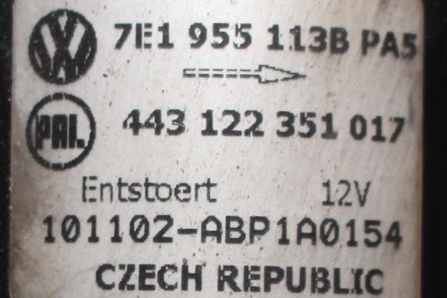 Viskermotor frontrute komplett m/overføring til VW Transporter / Caravelle 2009-2015 (Fase 2) (T5) (T5) (VAG|7E1 955 113 B|)