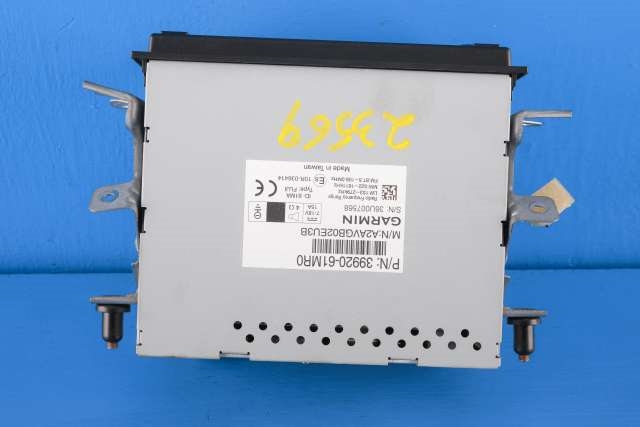 Bilstereo navigasjon til Suzuki SX4 S-CROSS 2013-->> (Type II) (SUZUKI|39920-61MR0|)