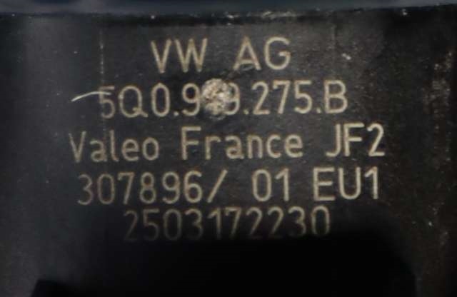 Parkeringssensor foran til VW Passat 2015-2019 (Fase 1) (B8) (B8) (VAG|5Q0 919 275 B|)