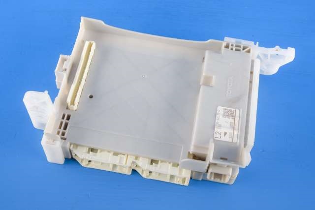 Sikringsboks til Toyota Yaris, 2012-2014 (Type III, Fase 1) (TOYOTA|82730-52L70-C)