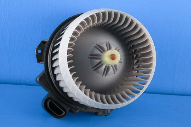 Varmeapparat motor til Toyota Yaris, 2012-2014 (Type III, Fase 1)