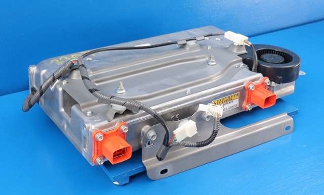 Batterilader (OBC - On Board Charger) til Toyota Prius 2009-2016 (Type III) (COMBI) (COMBI) (TOYOTA|G9090-47040|)