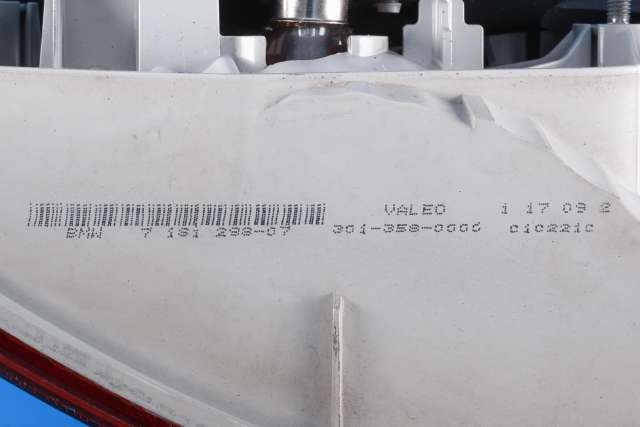 Baklykt høyre til BMW 1-Serie 2004-2011 (E81/E82/E87/E88) (E81/E82/E87/E88) (BMW|7 181 298|)