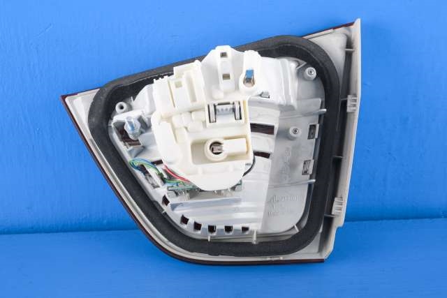 Baklykt venstre indre til BMW 3-Serie 2005-2011 (E90/E91/E92/E93) (E90/E91/E92/E93) (BMW|7 154 161|)