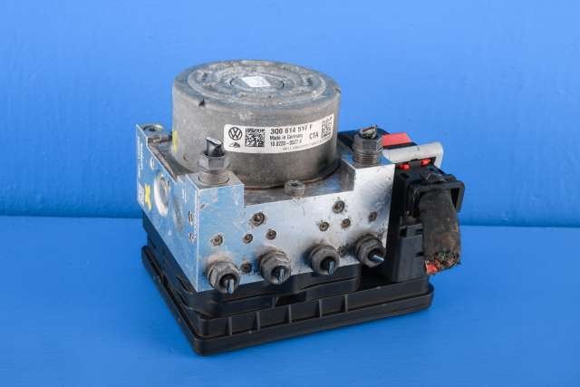 ABS sentral til VW Golf VII, 2012-2017 (Fase 1)  (VAG|3Q0 614 517 F)