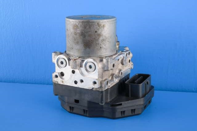 ABS sentral til Isuzu D-Max 2012-2017 (Type II, Fase 1)  (ADVICS|133000-2970|898232494|)