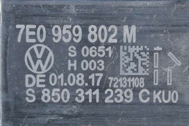 Ruteheis, kun motor, høyre foran til VW Transporter / Caravelle 2015-2019 (T6) (T6) (VAG|7E0 959 802 M|)