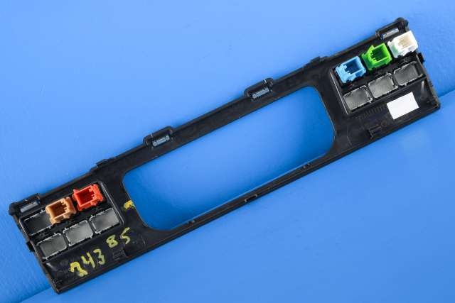 Bryter diverse til VW Transporter / Caravelle 2015-2019 (T6) (T6) (VAG|7E0 857 304 D|)