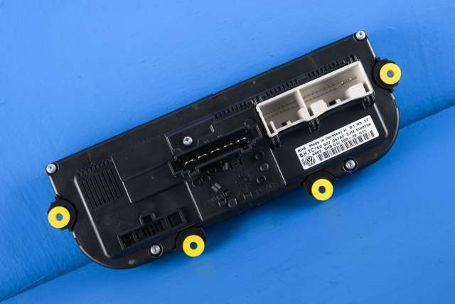 Varmeapparat betjening til VW Transporter / Caravelle 2015-2019 (T6) (T6) (HELLA|5HB 012 269-49|7E0 907 047 AF|)