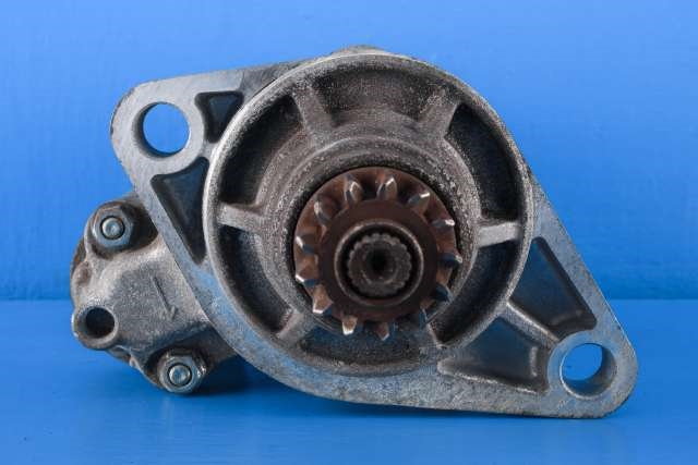Starter til VW Golf VII 2012-2017 (Fase 1)  (DENSO|438000-0202|0AM 911 024 A|)