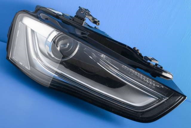 Frontlykt høyre xenon til Audi A4, 2007-2014 (Type IV) (B8) (B8) (VAG|8K0 941 006 C)