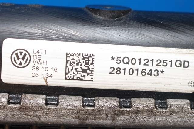Radiator (automat gir) til VW Golf Sportsvan 2014-2018 (VAG|5Q0 121 251 GD|)