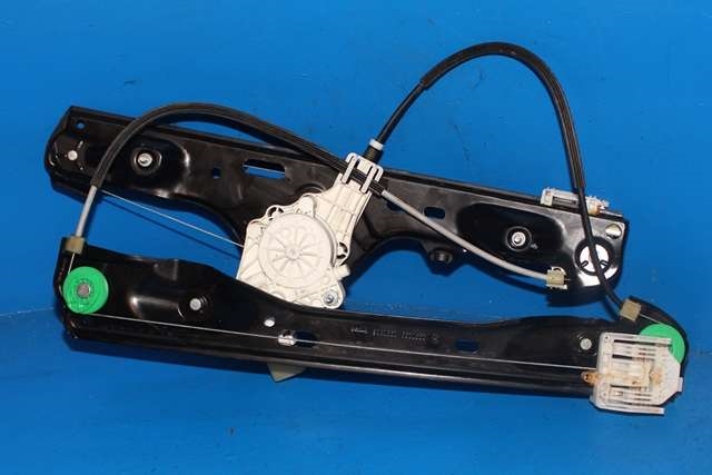 Ruteheis venstre foran til BMW X1 2009-2015 (E84) (E84) (BMW|6 927 027|)