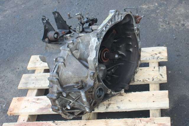 Girkasse manuell 6-trinn til Toyota Avensis, 2009-2015 (Type III, Fase 1)  (TOYOTA|EA65)