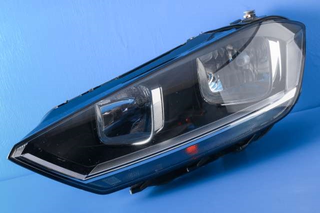 Frontlykt venstre halogen til VW Golf Sportsvan, 2014-2018  (VAG|517 941 005 C)