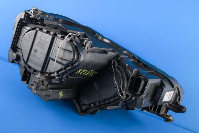 Frontlykt venstre halogen til VW Golf Sportsvan 2014-2018  (VAG|517 941 005 C|)