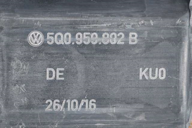 Ruteheis venstre foran til VW Golf Sportsvan 2014-2018  (VAG|510 837 461 F|)