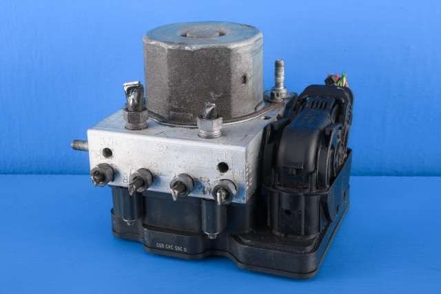 ABS sentral til Mercedes B-Klasse, 2011-2018 (W246) (W246) (MERCEDES|A 008 431 92 12)