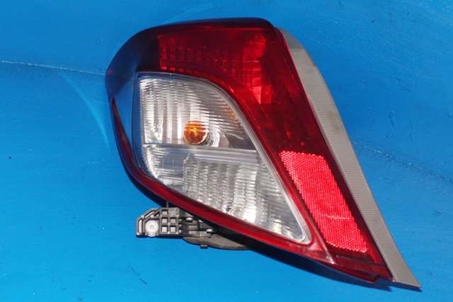 Baklykt venstre til Toyota Yaris, 2012-2014 (Type III, Fase 1)