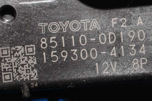 Viskermotor frontrute komplett m/overføring til Toyota Yaris 2012-2014 (Type III, Fase 1)  (DENSO|159300-4134|85110-0D190|)