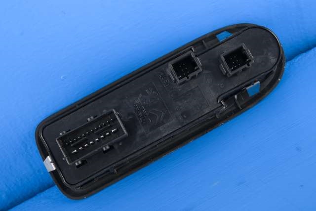 Bryter ruteheis førerdørspanel til Peugeot 508 2011-2014 (Type I, Fase 1)  (PEUGEOT|96 656690 ZD|)