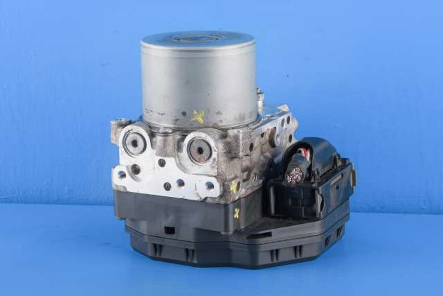 ABS sentral til Toyota RAV4 2009-2013 (Type III, Fase 2) (ADVICS|133800-4560|44540-42210|)