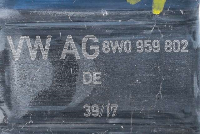 Ruteheis, kun motor, høyre foran til Audi A4 2015-2019 (Type V, Fase 1) (B9) (B9) (VAG|8W0 959 802|)