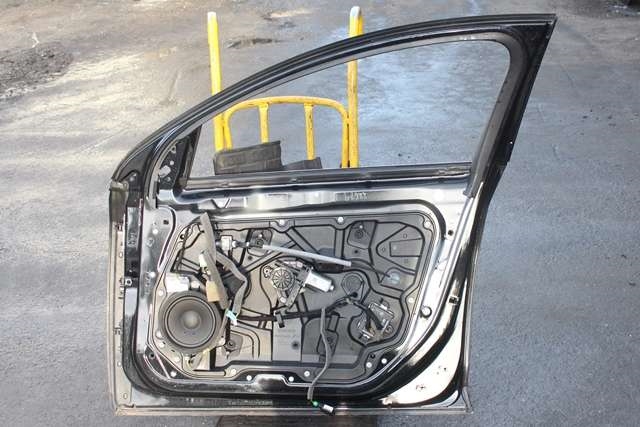 Dør høyre foran til Volvo V60/V60 CC 2013-2018 (Type I, Fase 2)