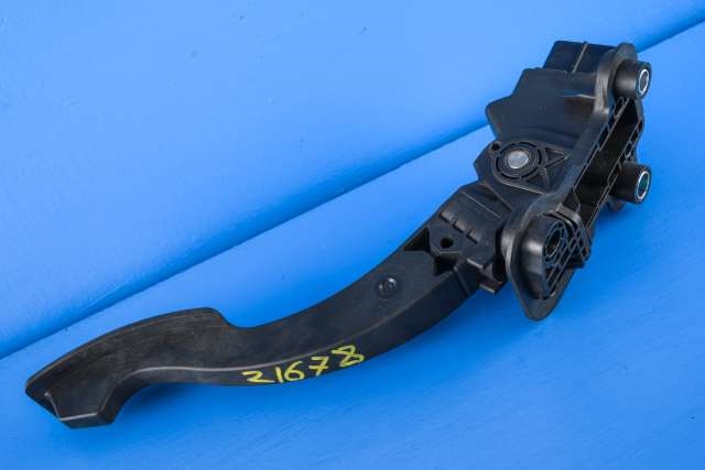 Pedal gass til Mitsubishi ASX 2010-2019  (MITSUBISHI|1600A102|)