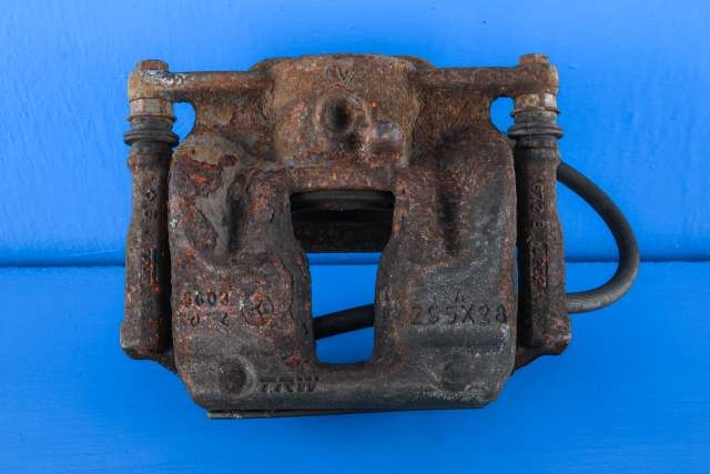 Bremsecaliper venstre foran til Mercedes B-Klasse, 2011-2018 (W246) (W246)
